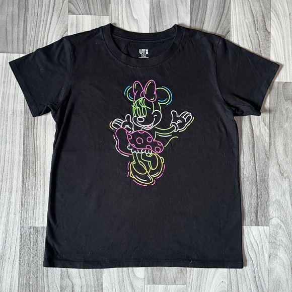 Uniqlo Tops - NWOT Uniqlo x Disney Minnie Mouse Black Top